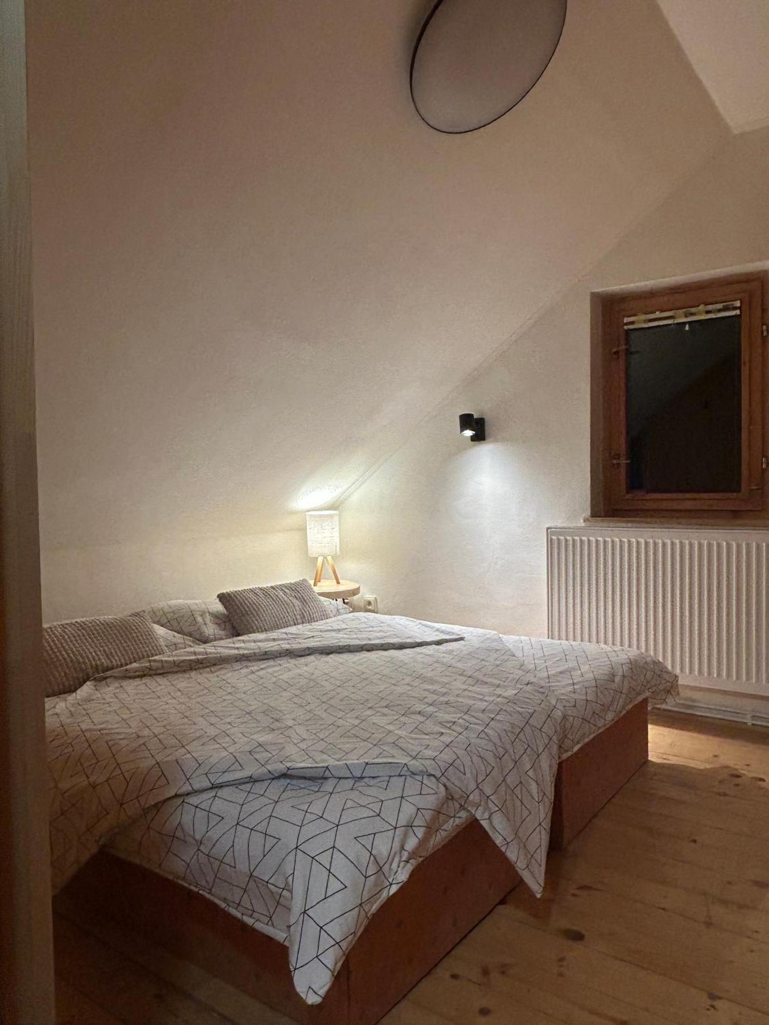 Villa Domcek V Strani Mýto pod Ďumbierom Esterno foto